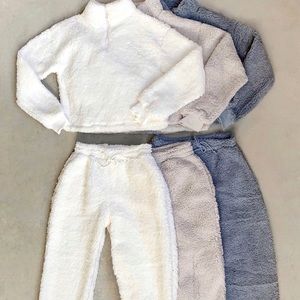 WHITE snuggle jogger set